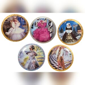 Enesco Barbie Wall Art Plate Set - Pink, Gold, Blue